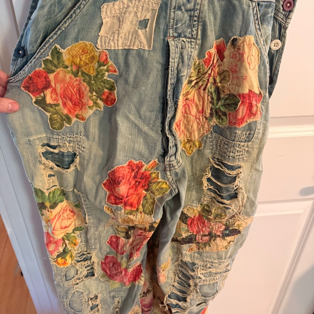 Magnolia Pearl "Floral Kitty" Overalls - Brand New! - Picture 12 of 15